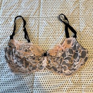 Very Sexy Elegant Lace Underwire Balconet - Black and Pink